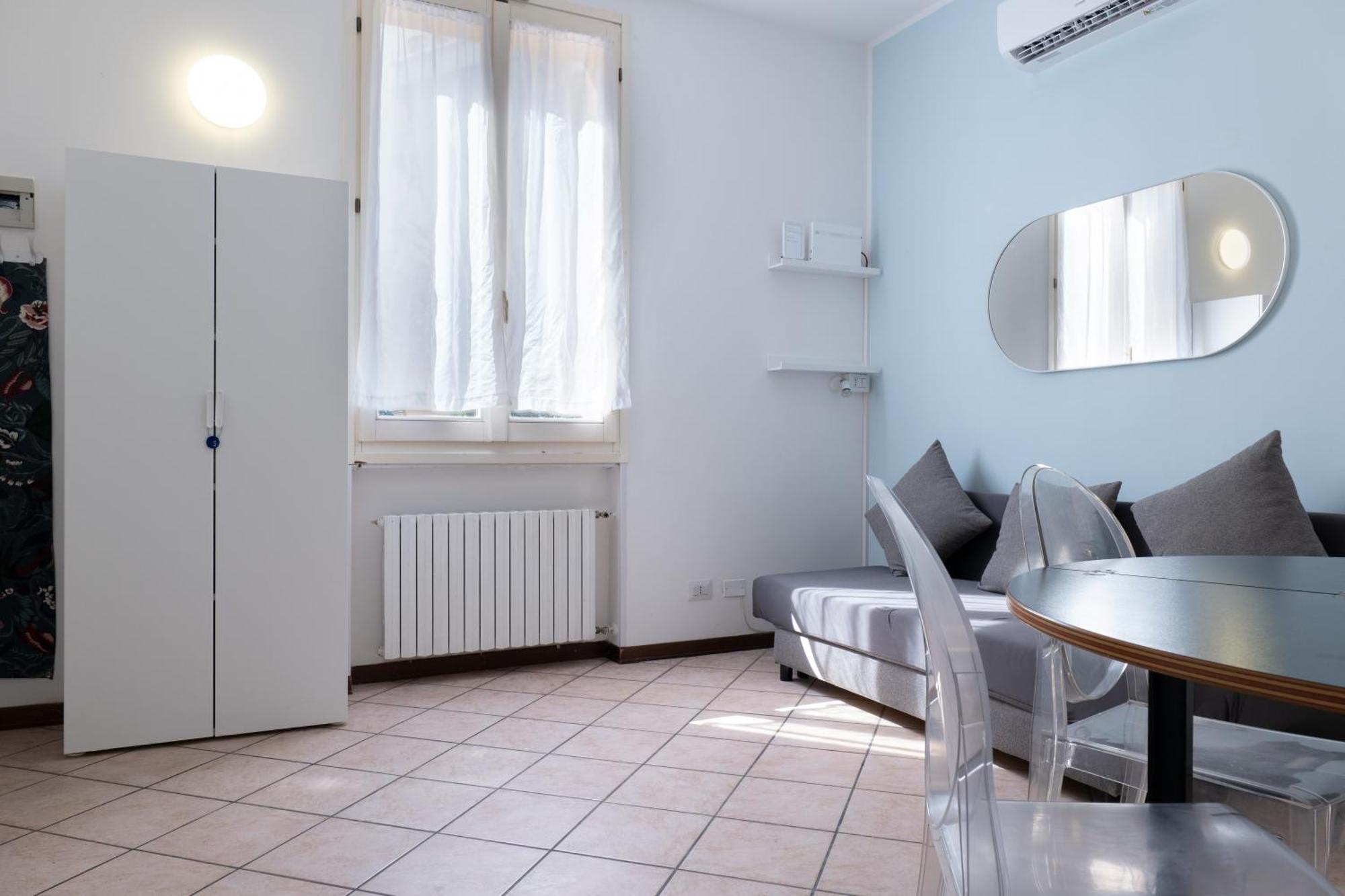 Turati Apartments Bologna Buitenkant foto