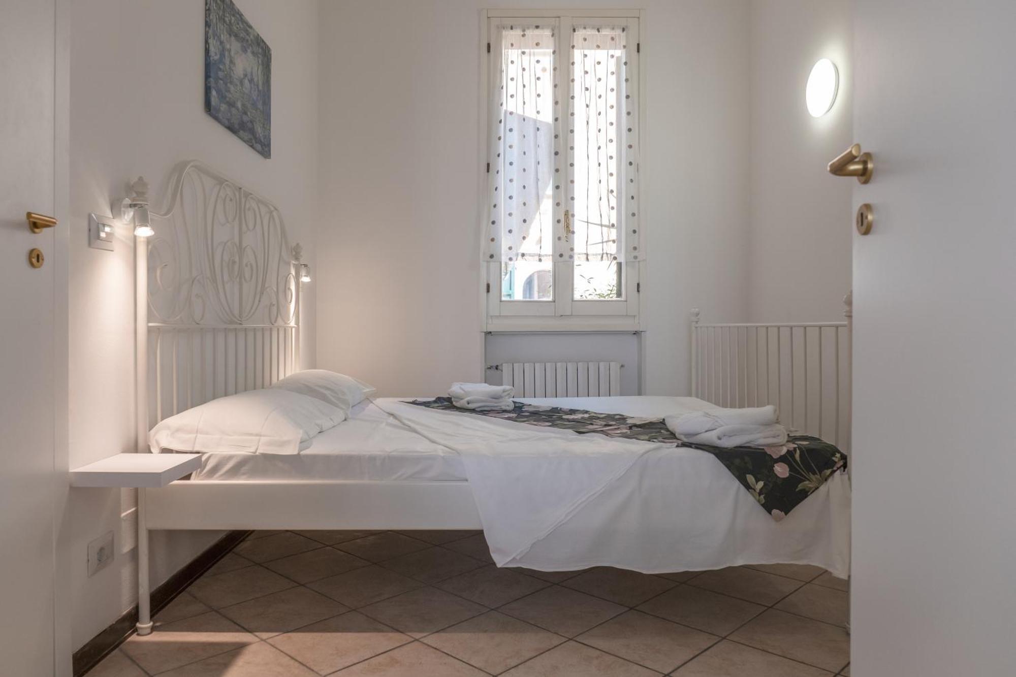 Turati Apartments Bologna Buitenkant foto